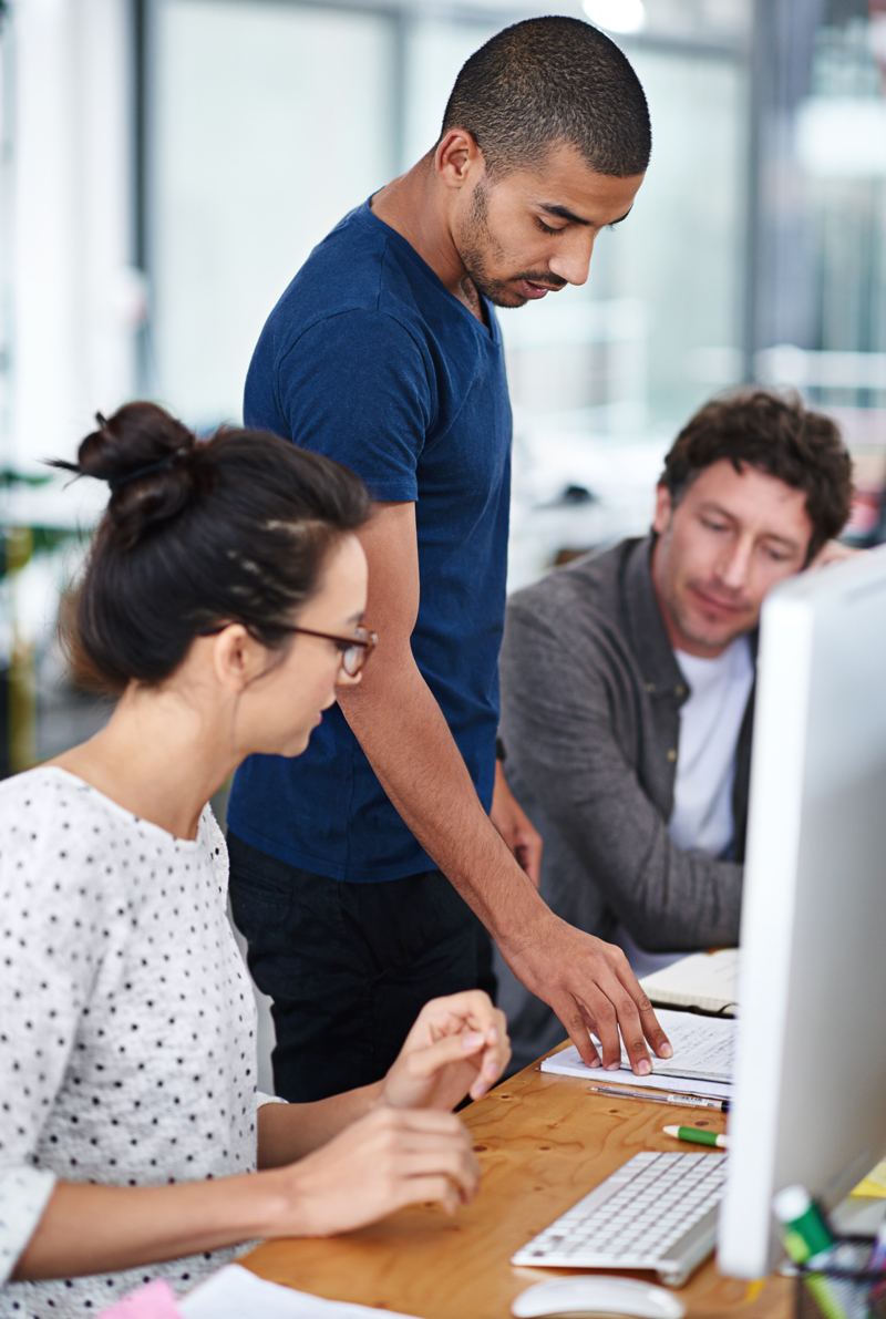 Het team van 4T Solutions, uw IT-partner voor bedrijven, werkt aan innovatieve oplossingen