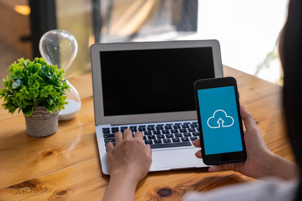 Cloud back-ups voor bedrijfscontinuïteit beschermen bedrijfsgegevens tegen verlies en ransomware.
